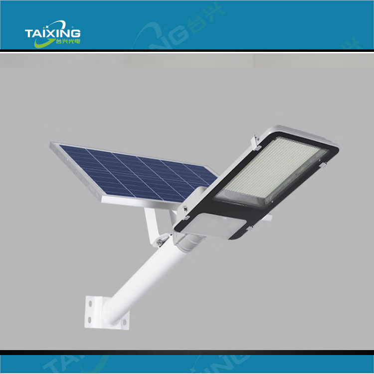 臺(tái)興太陽能路燈效果圖.jpg